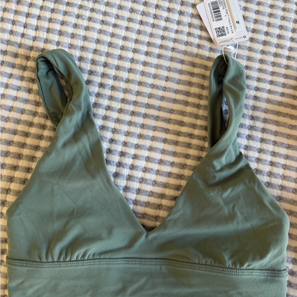 NEW WITH TAG Lululemon align V-neck Bra A/B